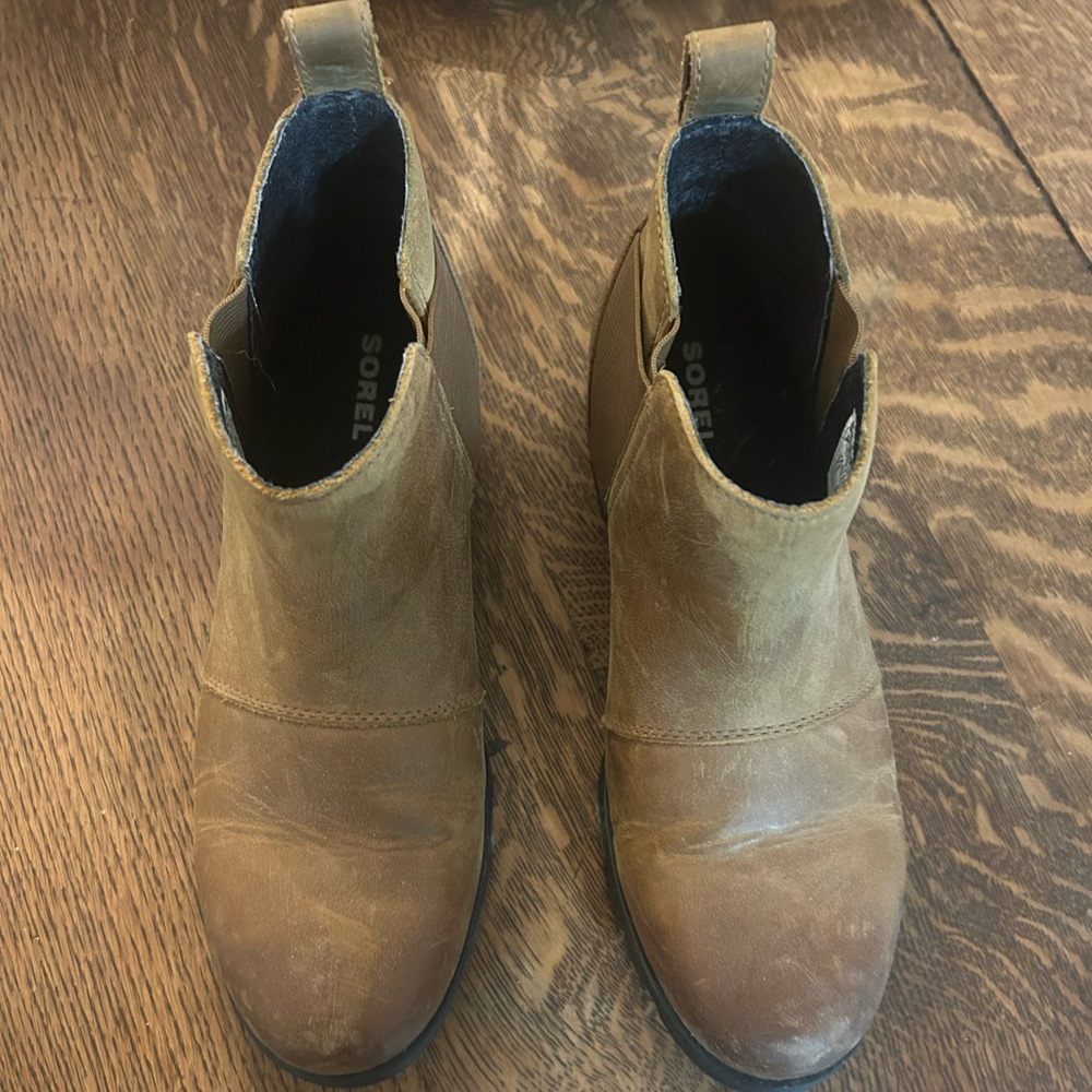 Sorel women’s Brown Leather Ankle Boots